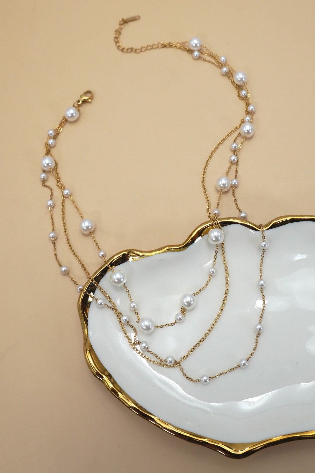 Timeless Pearl Layer Necklace