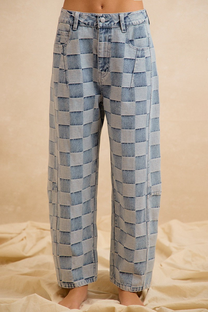 Checker Pattern Barrel Jeans
