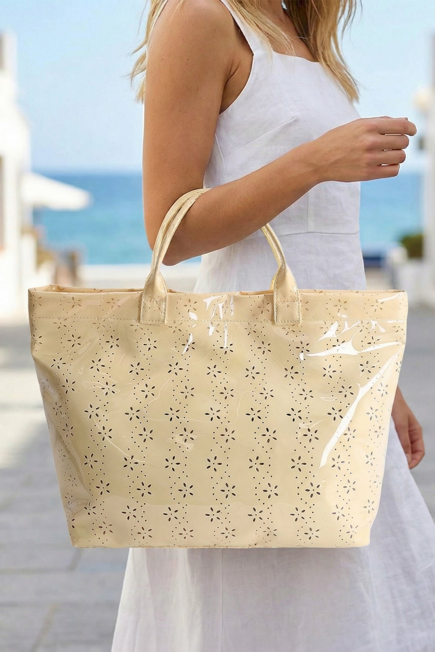 Coastal Sands Tote